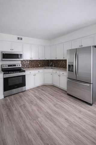 1175 NE Miami Gardens Dr 202, Miami, FL 33179