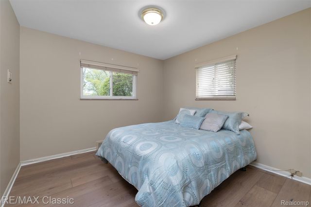 804 Bonita Drive, White Lake Charter Township, MI 48383