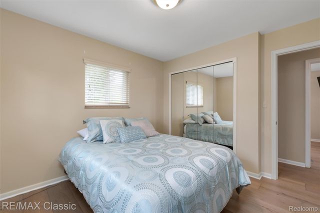 804 Bonita Drive, White Lake Charter Township, MI 48383