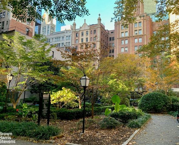 45 Tudor City Pl Apt 1501, New York City, NY 10017