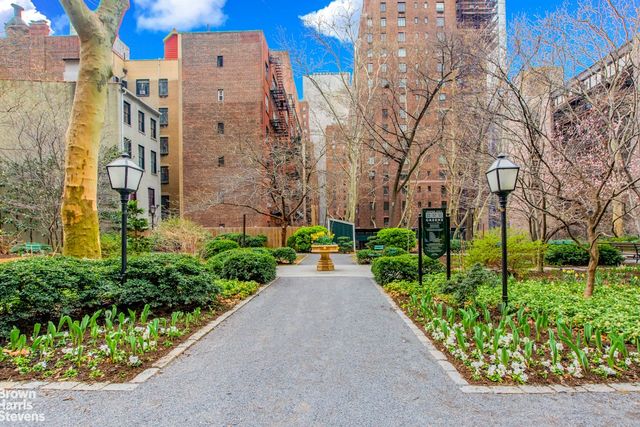 45 Tudor City Pl Apt 1501, New York City, NY 10017