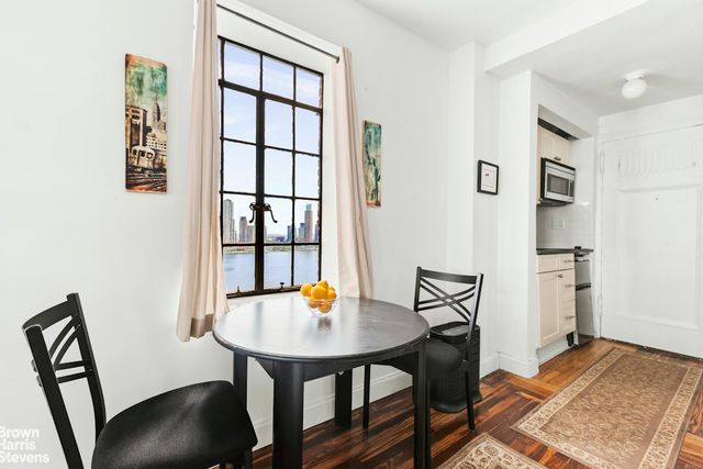 45 Tudor City Pl Apt 1501, New York City, NY 10017