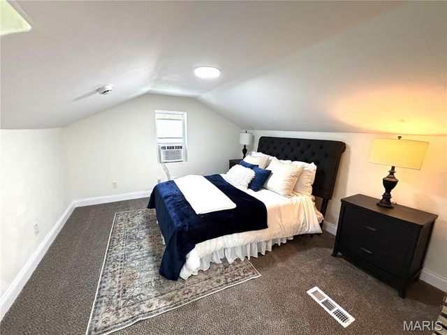 1836 N Church Street, Belleville, IL 62221