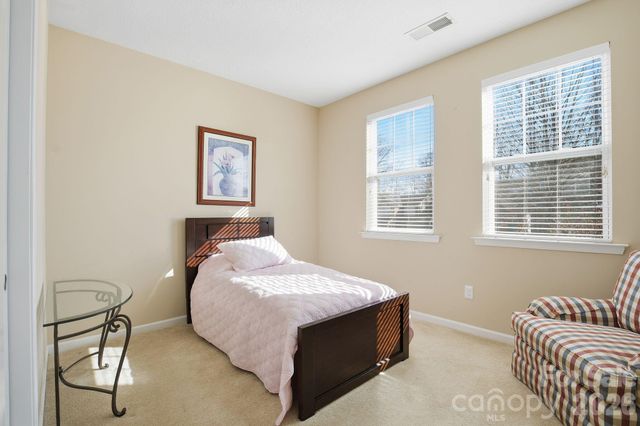 4318 Connestee Court, Charlotte, NC 28269