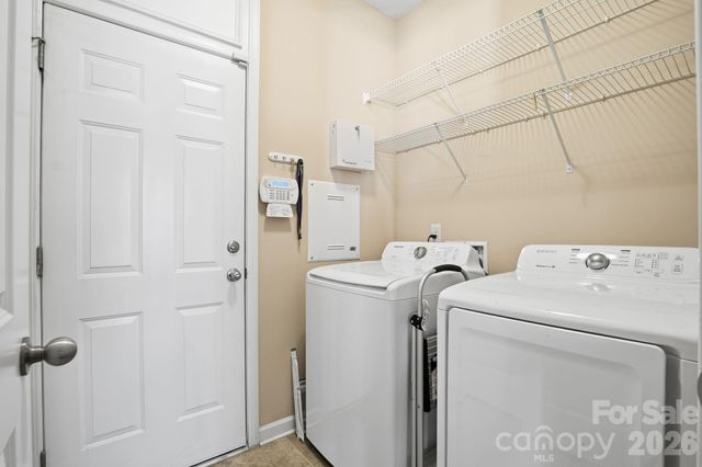 4318 Connestee Court, Charlotte, NC 28269