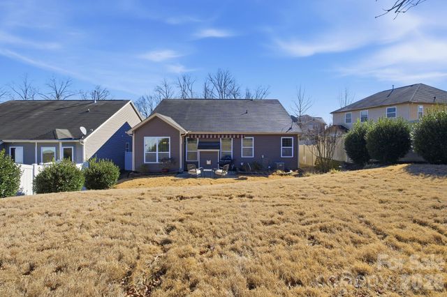 4318 Connestee Court, Charlotte, NC 28269