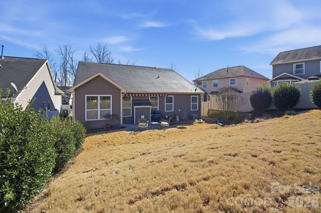 4318 Connestee Court, Charlotte, NC 28269