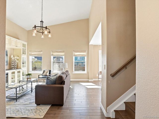 9912 Saybrook St, Highlands Ranch, CO 80126