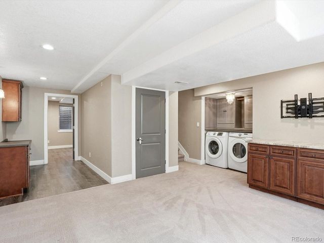 9912 Saybrook St, Highlands Ranch, CO 80126