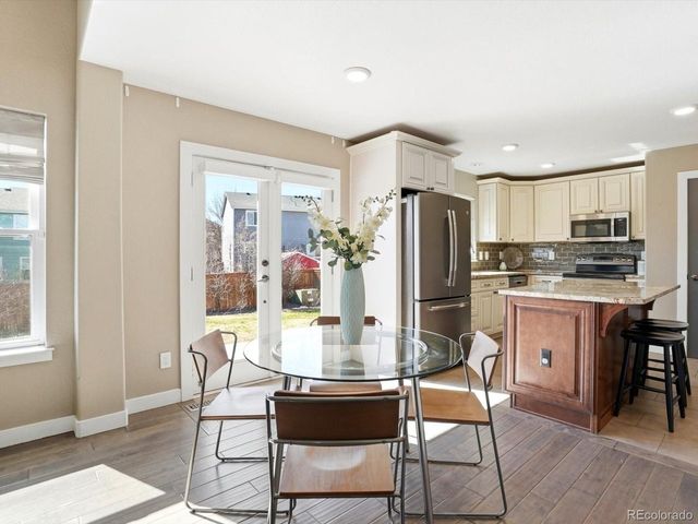 9912 Saybrook St, Highlands Ranch, CO 80126