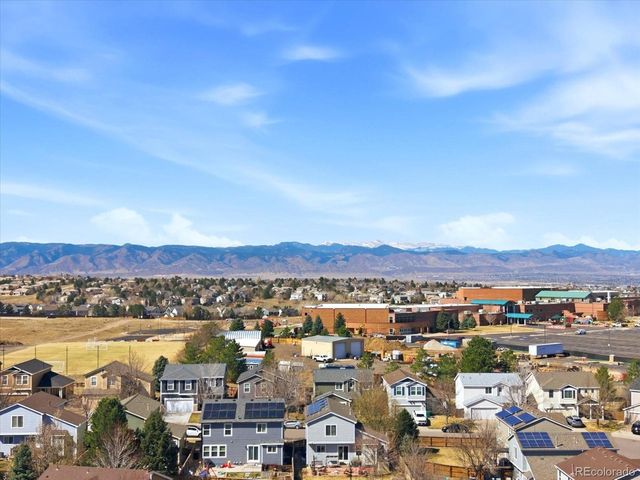 9912 Saybrook St, Highlands Ranch, CO 80126