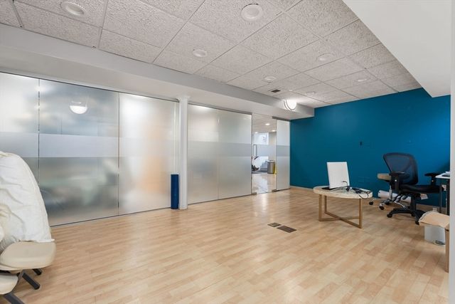 61 Massachusetts, Arlington, MA 02474