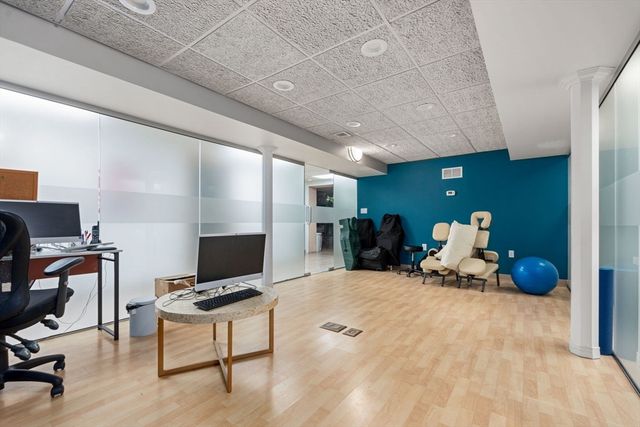 61 Massachusetts, Arlington, MA 02474