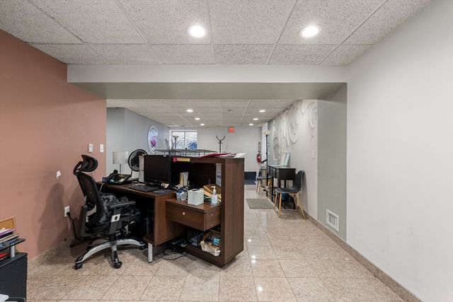 61 Massachusetts, Arlington, MA 02474