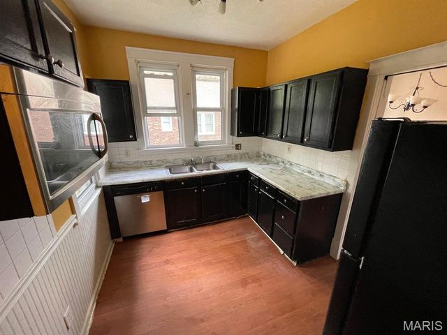 141 N 31st Street, Belleville, IL 62226