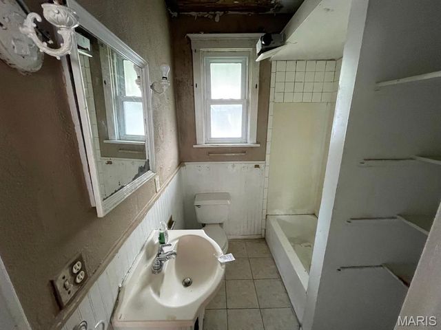 141 N 31st Street, Belleville, IL 62226