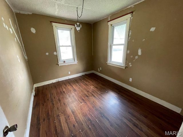 141 N 31st Street, Belleville, IL 62226