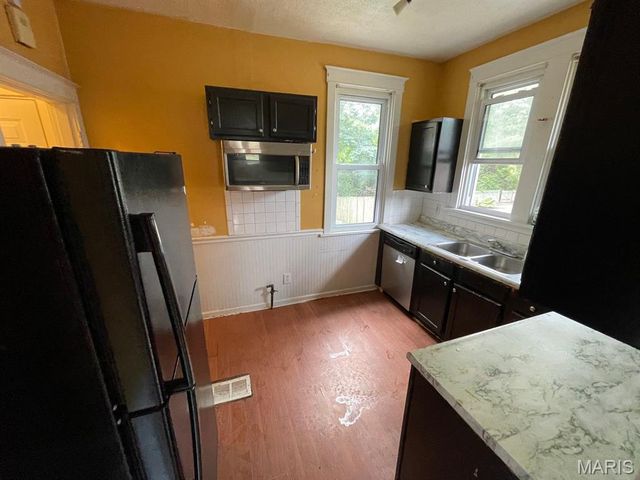 141 N 31st Street, Belleville, IL 62226