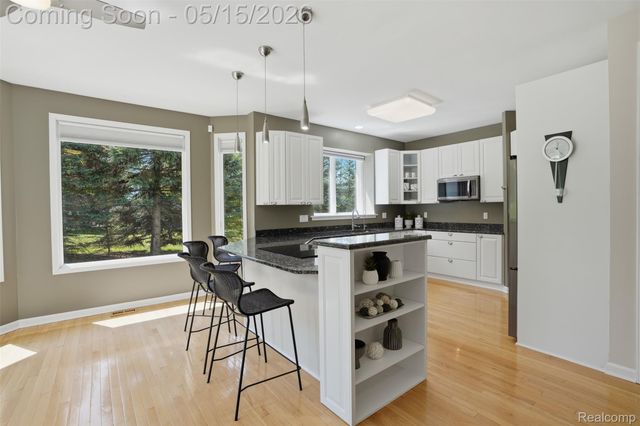 24366 Taft Road, Novi, MI 48375