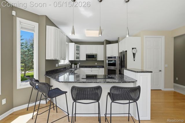 24366 Taft Road, Novi, MI 48375
