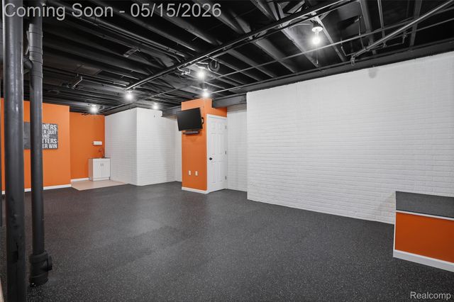 24366 Taft Road, Novi, MI 48375