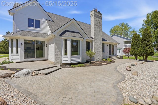 24366 Taft Road, Novi, MI 48375