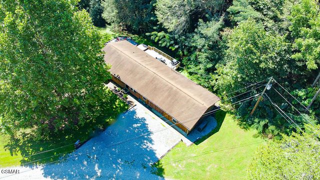 1643 Arron Way, Sevierville, TN 37876