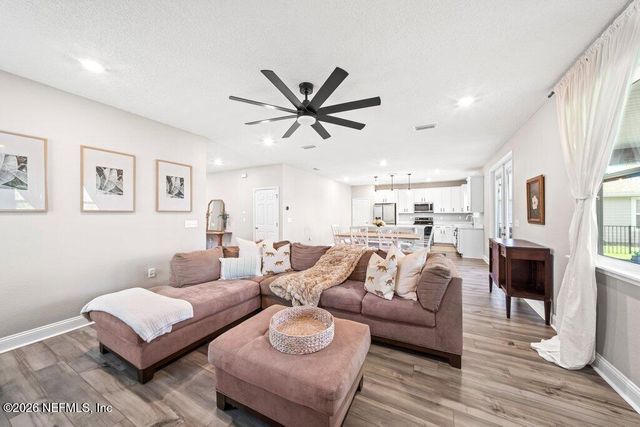 13073 PALMETTO BLUFF Drive, Jacksonville, FL 32225