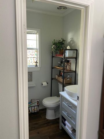 121 Mabry Street, New Waverly, TX 77358