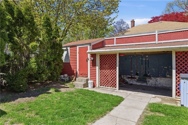 448 Gaskill Street, Woonsocket, RI 02895