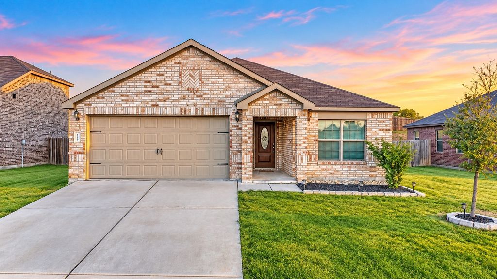 119 Barbwire Way, Newark, TX 76071 — exterior
