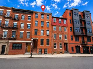 206 Endicott St 3, Boston, MA 02113