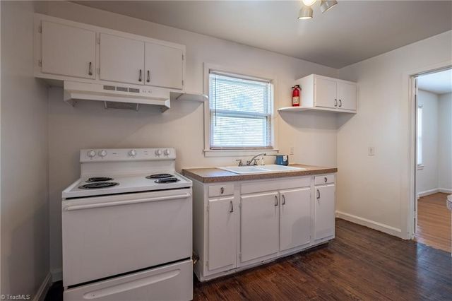 3956 Talcott Avenue, Winston-salem, NC 27106