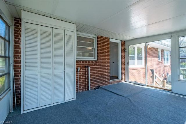 3956 Talcott Avenue, Winston-salem, NC 27106