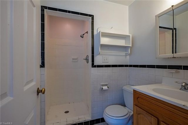 3956 Talcott Avenue, Winston-salem, NC 27106