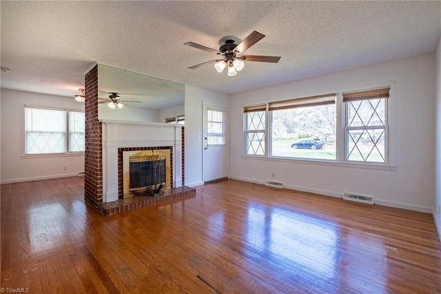 3956 Talcott Avenue, Winston-salem, NC 27106