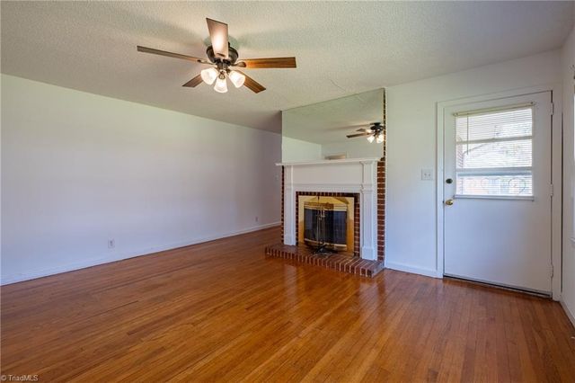 3956 Talcott Avenue, Winston-salem, NC 27106