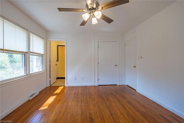 3956 Talcott Avenue, Winston-salem, NC 27106