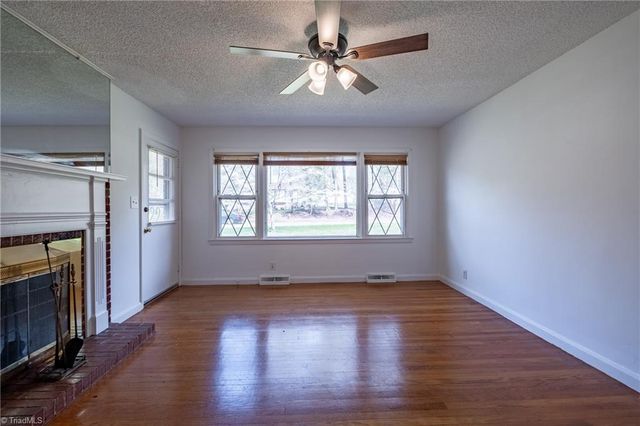 3956 Talcott Avenue, Winston-salem, NC 27106