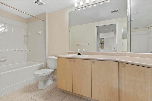 1919 Van Buren St 417A, Hollywood, FL 33020