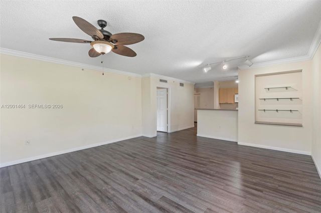 1919 Van Buren St 417A, Hollywood, FL 33020