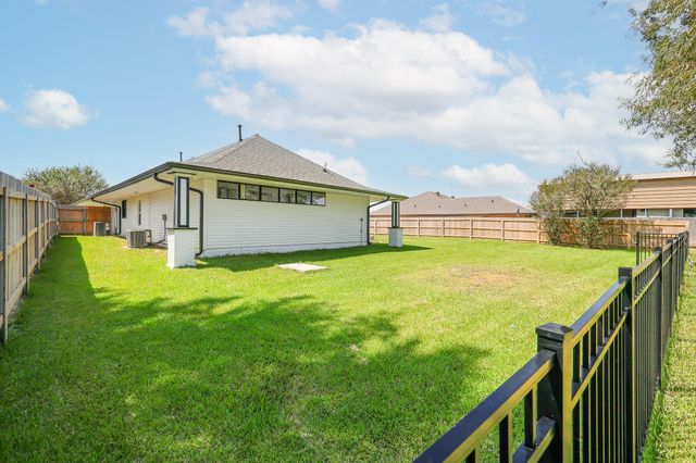 154 Presque Isle Drive, Houma, LA 70363