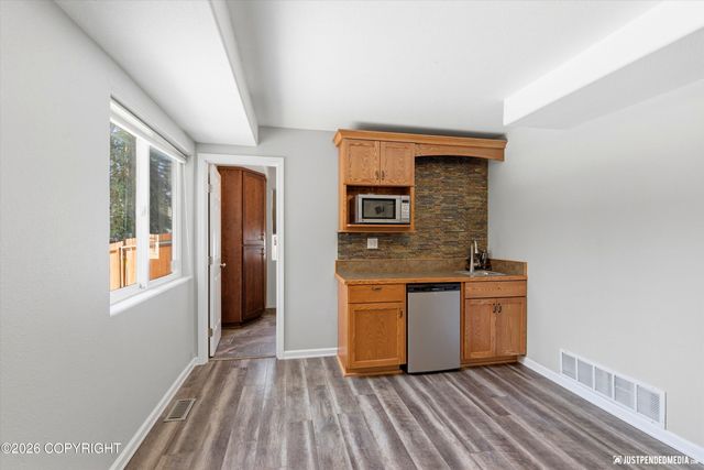 19120 Babrof Drive, Eagle River, AK 99577