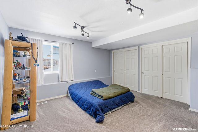 19120 Babrof Drive, Eagle River, AK 99577