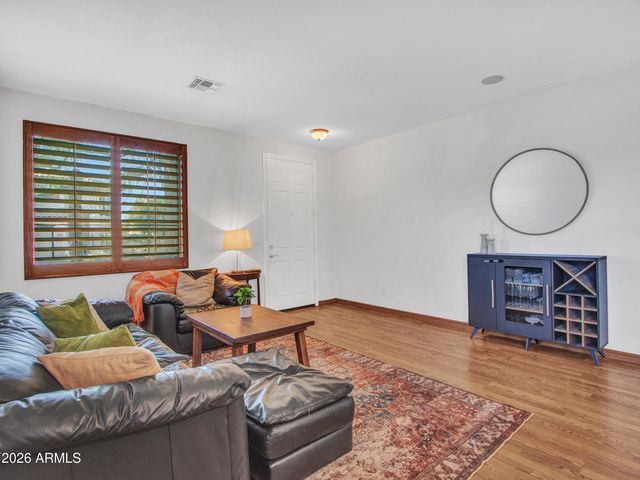 2436 W LEWIS AND CLARK Trail, Phoenix, AZ 85086
