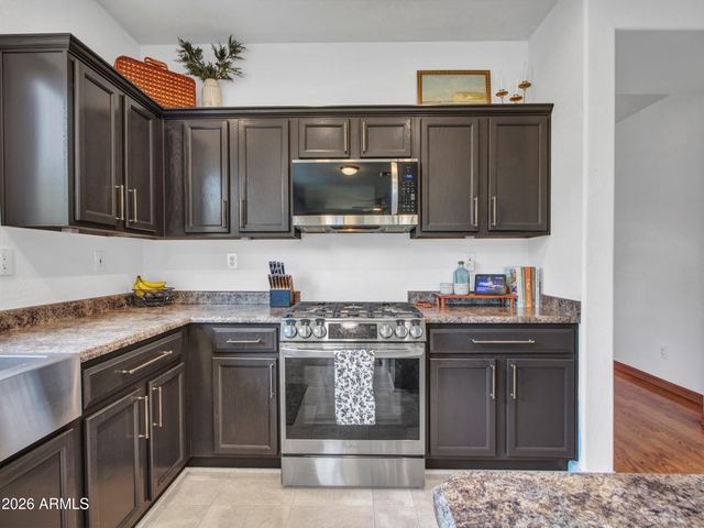2436 W LEWIS AND CLARK Trail, Phoenix, AZ 85086