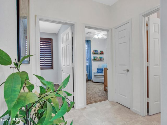 2436 W LEWIS AND CLARK Trail, Phoenix, AZ 85086