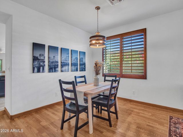 2436 W LEWIS AND CLARK Trail, Phoenix, AZ 85086