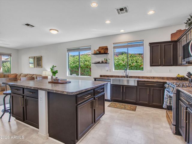 2436 W LEWIS AND CLARK Trail, Phoenix, AZ 85086