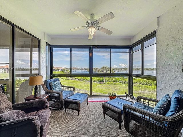 6082 SE Landing Way 11, Stuart, FL 34997
